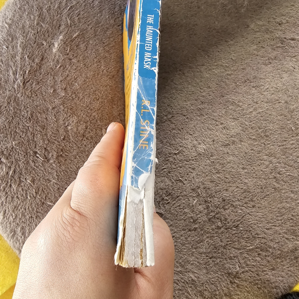 Goosebumps Book Set by Scholastic - Picture 9 of 10